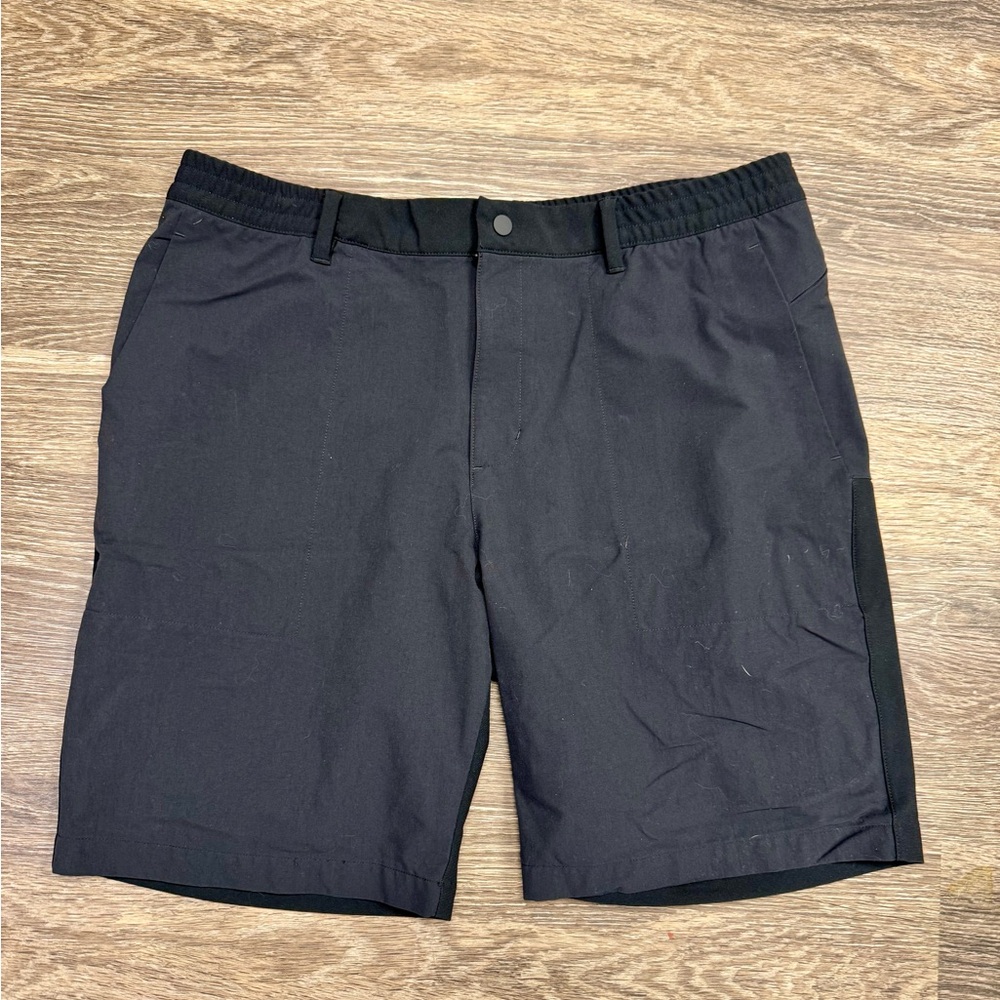 Adidas Black Golf Shorts Men’s Size 36 Performance Stretch Casual Athletic
